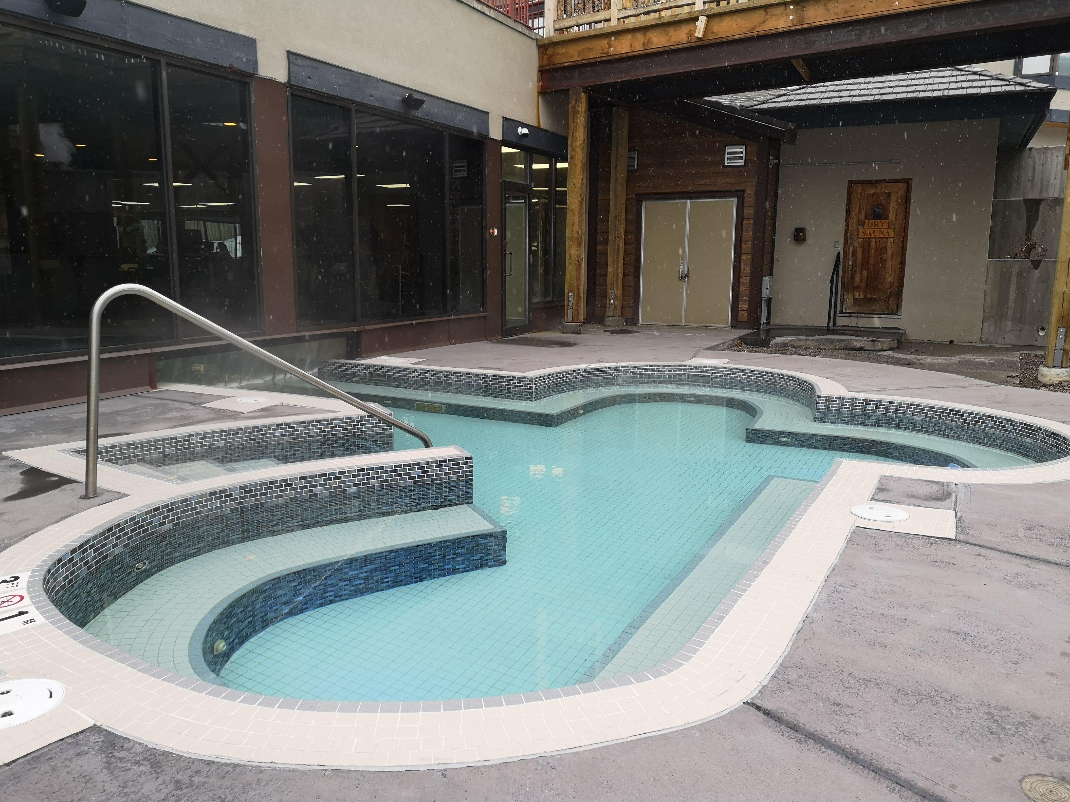 HOTEL MOUNT KIDD MANOR | ⋆⋆ | KANANASKIS, CANADA | SEASON DEALS FROM $158